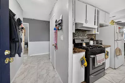 7518 Bowen Circle, Sacramento, CA 95822 - Photo 2