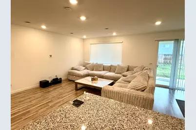 8628 Lakha Cir, Sacramento, CA 95828 - Photo 16