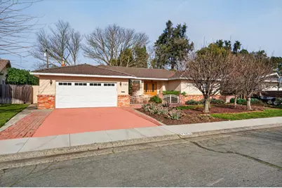7063 Wilshire Circle, Sacramento, CA 95822 - Photo 1