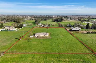 24257 N Pearl Rd, Acampo, CA 95220 - Photo 4