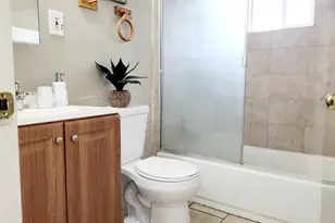 6109 Laurine Way, Sacramento, CA 95824 - Photo 14