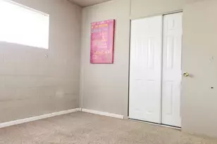 6109 Laurine Way, Sacramento, CA 95824 - Photo 12