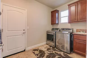 9991 Spring St, Galt, CA 95632 - Photo 16