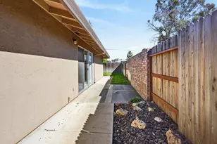 1913 Belcot Rd, Sacramento, CA 95825 - Photo 34