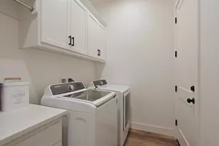 2446 Paramount Ln, Manteca, CA 95337 - Photo 16