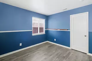 4930 71st St, Sacramento, CA 95820 - Photo 30