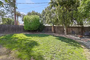 4930 71st St, Sacramento, CA 95820 - Photo 36