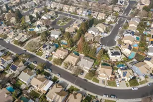 2055 Tahoe Cir, Tracy, CA 95376 - Photo 40