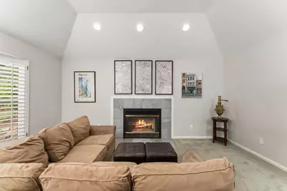 2230 Hillcrest Way, Carmichael, CA 95608 - Photo 12