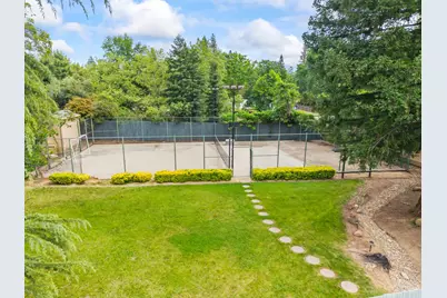 2230 Hillcrest Way, Carmichael, CA 95608 - Photo 62