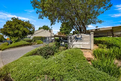 9101 Newhall Drive #35, Sacramento, CA 95826 - Photo 1