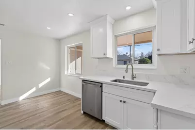 3807 32nd Avenue, Sacramento, CA 95824 - Photo 18