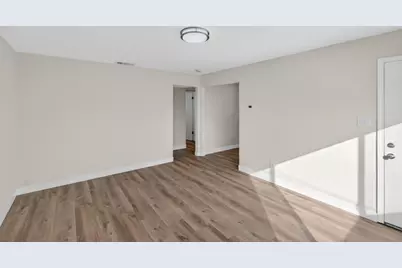 3807 32nd Avenue, Sacramento, CA 95824 - Photo 4