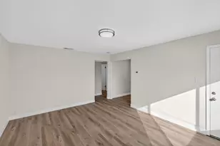 3807 32nd Ave, Sacramento, CA 95824 - Photo 4