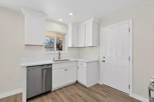 3807 32nd Ave, Sacramento, CA 95824 - Photo 16