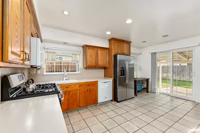 6316 Templeton Drive, Carmichael, CA 95608 - Photo 14