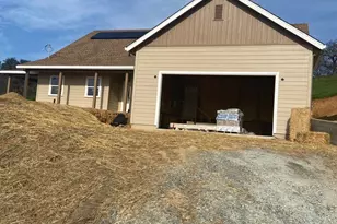 2307 Arrowhead St, Copperopolis, CA 95228 - Photo 4