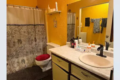 7129 Kelley Drive, Stockton, CA 95207 - Photo 8