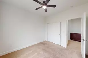 9824 Porto Bay Dr, Elk Grove, CA 95757 - Photo 12