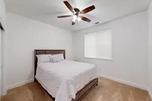 9824 Porto Bay Dr, Elk Grove, CA 95757 - Photo 14