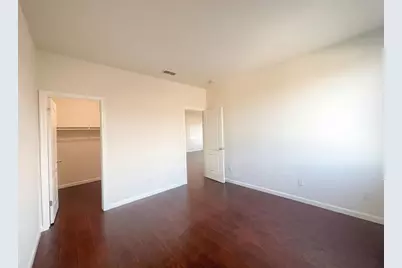 8137 Wyndwillow Way, Elk Grove, CA 95758 - Photo 4