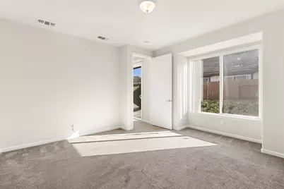 7820 Barnsley Way, Elk Grove, CA 95757 - Photo 20