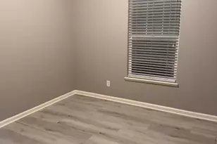 3301 N Park Dr, Sacramento, CA 95835 - Photo 18