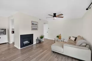 2410 Larkspur Ln, Sacramento, CA 95825 - Photo 4