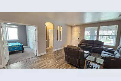 11724 Brook Valley Way, Rancho Cordova, CA 95742 - Photo 20