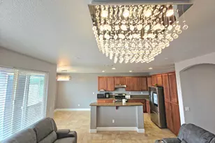 11724 Brook Valley Way, Rancho Cordova, CA 95742 - Photo 6