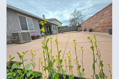 11724 Brook Valley Way, Rancho Cordova, CA 95742 - Photo 12