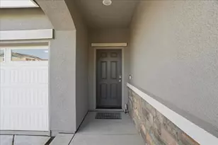 5032 Cloudburst Wy, Roseville, CA 95747 - Photo 4