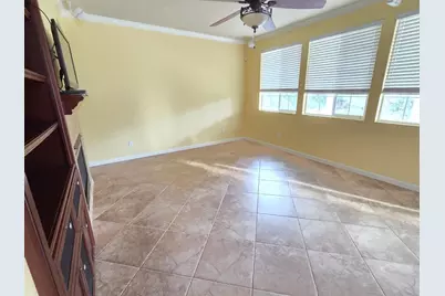 8146 Suarez Way, Elk Grove, CA 95757 - Photo 16