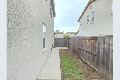 8146 Suarez Way, Elk Grove, CA 95757 - Photo 48