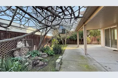 16206 Sand Bar Way, Lathrop, CA 95330 - Photo 30