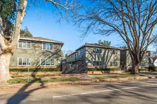 2811 F St, Sacramento, CA 95816 - Photo 2