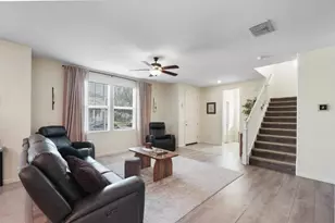 5713 Antique Rose Way, Riverbank, CA 95367 - Photo 10