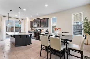 5713 Antique Rose Way, Riverbank, CA 95367 - Photo 8