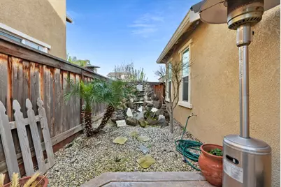 5713 Antique Rose Way, Riverbank, CA 95367 - Photo 26