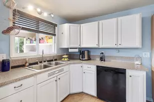 6505 Channing Dr, North Highlands, CA 95660 - Photo 12