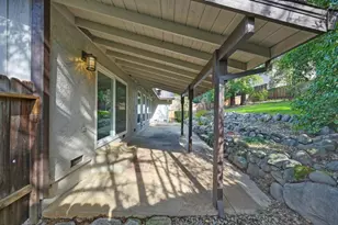 4900 Stonewood Ct, Fair Oaks, CA 95628 - Photo 48