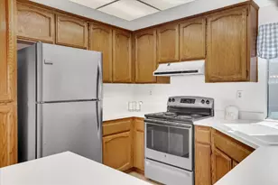 9478 Dunkerrin Way, Elk Grove, CA 95758 - Photo 12