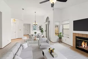 9478 Dunkerrin Way, Elk Grove, CA 95758 - Photo 6