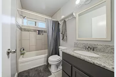 27 Omaha Court, Sacramento, CA 95823 - Photo 18