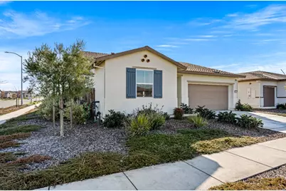 1564 Egyptian Way, Olivehurst, CA 95961 - Photo 4
