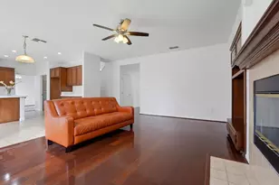 2638 Macon Dr, Sacramento, CA 95835 - Photo 18