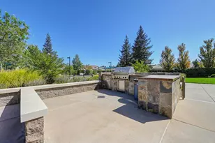 2120 Arlington Dr, Roseville, CA 95747 - Photo 46