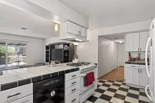 7124 Van Maren Ln, Citrus Heights, CA 95621 - Photo 14