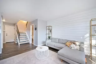 615 Knollwood Dr, Woodland, CA 95695 - Photo 2