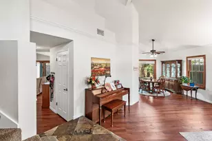 9481 Bowmont Way, Elk Grove, CA 95758 - Photo 18